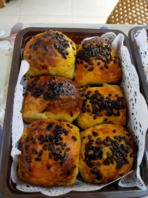 getuk goreng keripik dage oleh_oleh khas Banyumas ,bolen pisang coklat keju premium , nastar premium Quenta food purwokerto