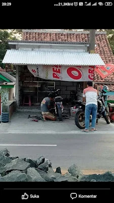 Bengkel Motor Riyan