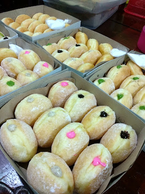 Dennis Donuts