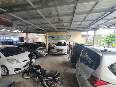 Den's Auto Garage