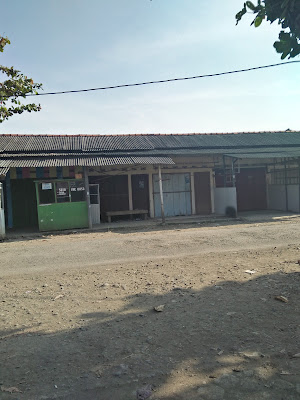 Depan Pasar Gintung Reja