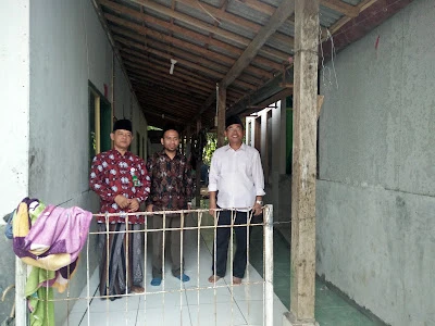 PONDOK PESANTREN AL FALAH DARUL MUTTAQIN BINANGUN BANTARSARI CILACAP