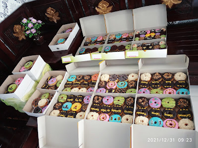 D.M. Donuts
