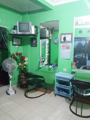 Donita Salon