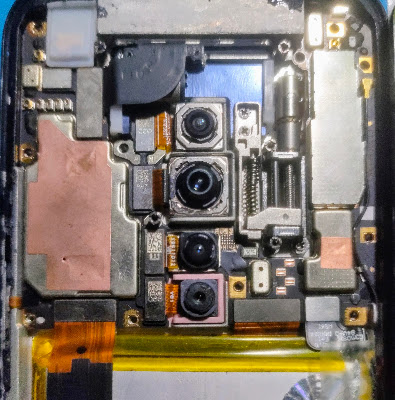 DS'SERVIS (Servis & Spareparts Handphone)