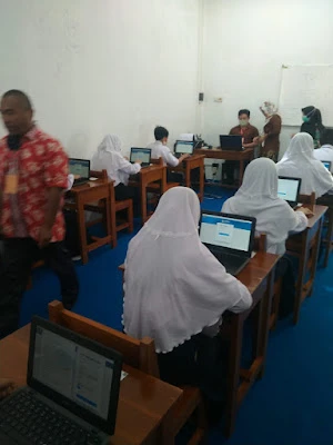 SMP PGRI 2 CILONGOK