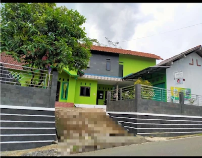 Bidan Djumi Widarti