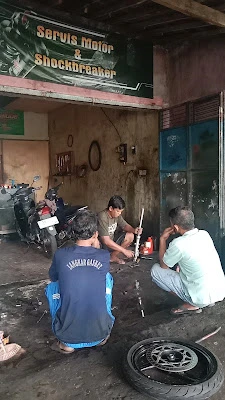 Servis Motor Dan Sokbeker