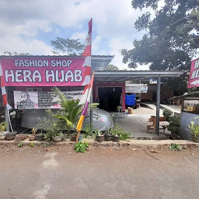 AMELIA HIJAB