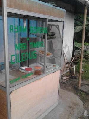 Rumah Makan Ayam Goreng + Nasi Timbel Hanet