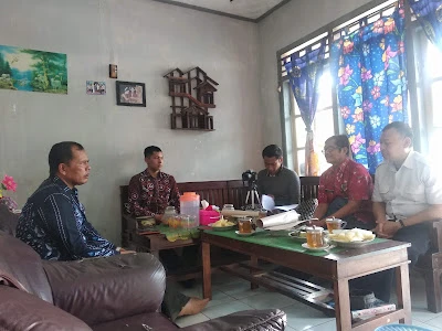 CV.putu witana