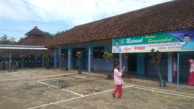 MI Islamiyah Karangpetir