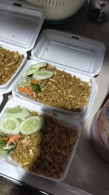 Nasi goreng ariij depan BRI Gandrungmangu