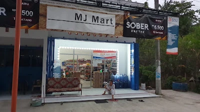 MJ MART