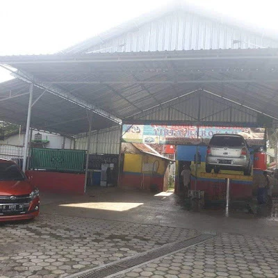 Cuci Motor Dr. Zeen. SP, CM