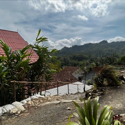 Rumah mama naning