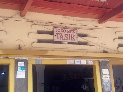 Toko Besi "Tasik"