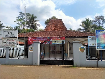 Kantor Kepala Desa Pejogol