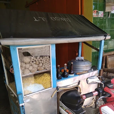 SOGER ( bakSO seGER ) Mang' YOTO