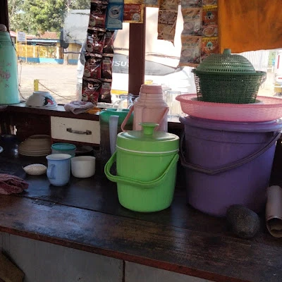 Warkop Lesehan