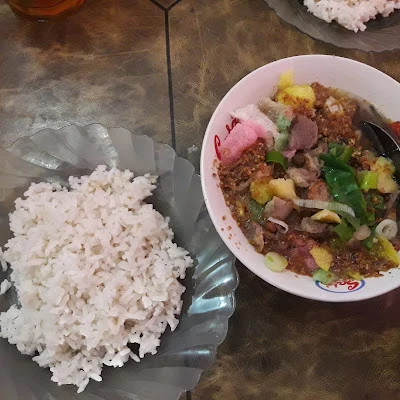 Soto Ayam Kampung Pak Manthos