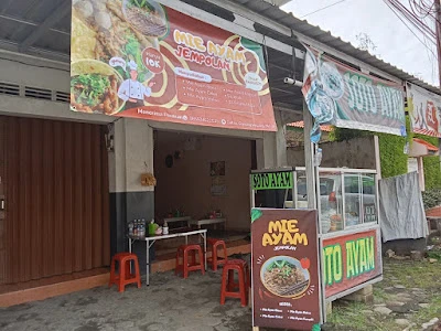 Mie Ayam Jempolan