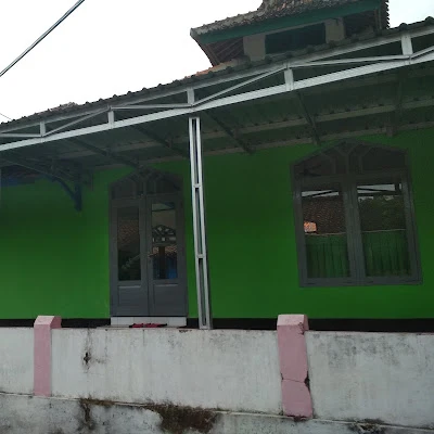 Mushola Baitusshodiqin