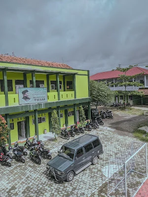 SMK Ma'arif NU Paguyangan