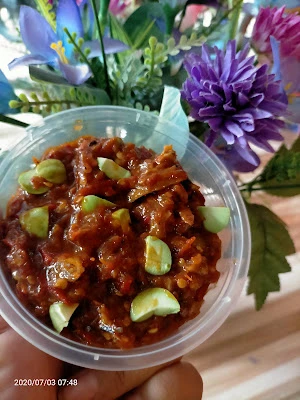 Warung makan sambel teri