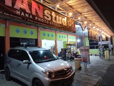 Studio Foto Hana Tambak