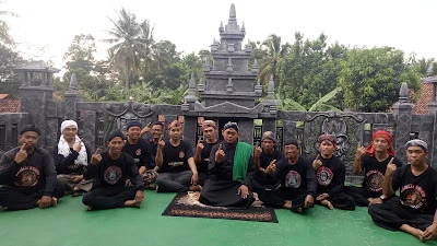 Pondok Pesantren Samudera Tajalli