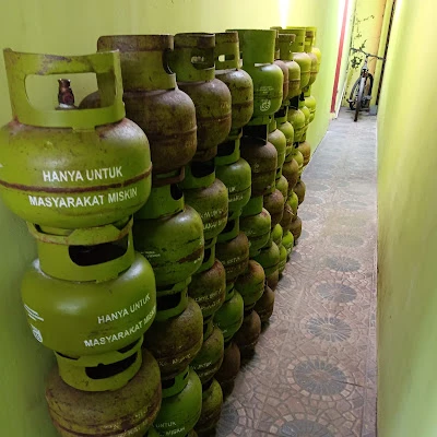 Pangkalan gas lpg 3 kg * Putri *