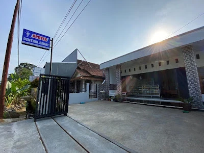 Apotek Central Sehat Pandak