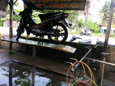 Moto Clean