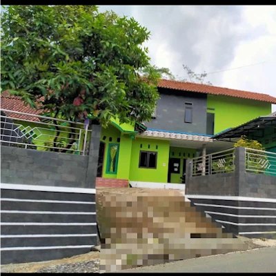 Bidan Desa Sampang