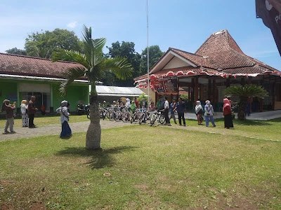 Balai Desa Bajing Kulon