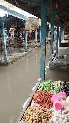 Pasar Kalapasawit Lakbok