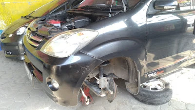AGANNO KAKI MOBIL #1