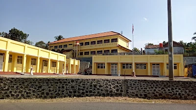 Gedung 2 SMA PGRI Gumelar