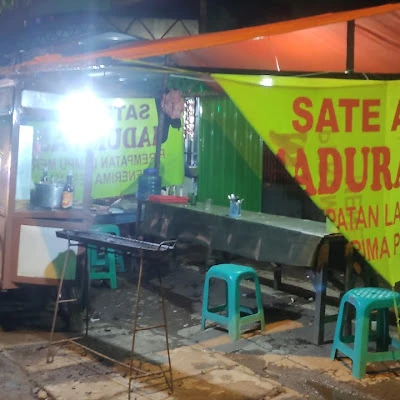 Warung sate madura puja asmara