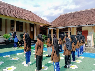 SMP Negeri 4 Sumbang