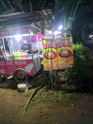 KEDAI SEMINGKIR