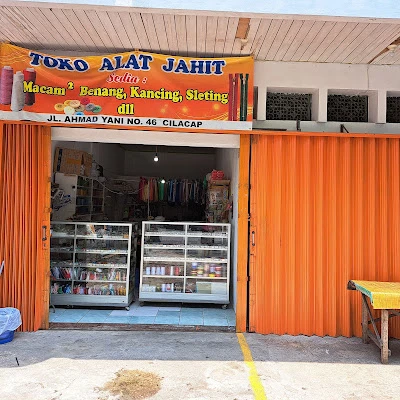Waris Toko
