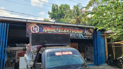 Iqbal Elektronik