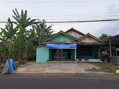 Apotek Dian Brata Farma 3