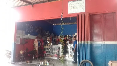 Bengkel Acenk Motor Karanggambas