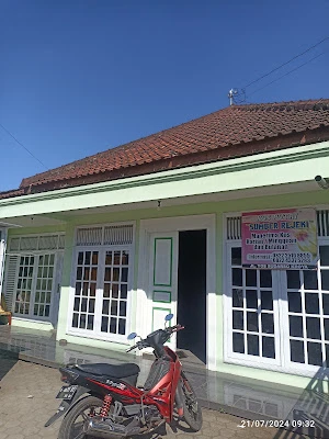 Kost Putri Kroya Sumber Rejeki