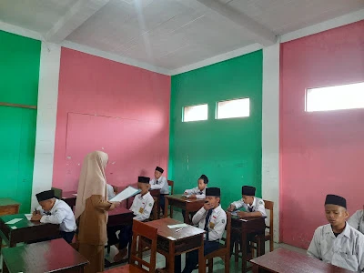 SMP MQ AL HUDA BINANGUN