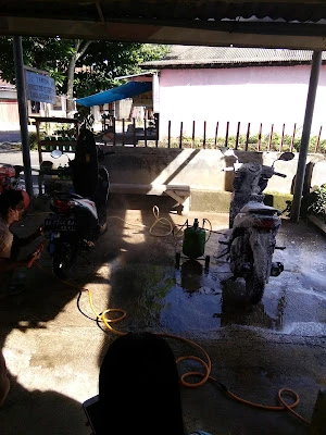 Pertelonmotor (Bengkel & cuci motor)