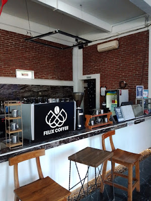 FELIX COFFEE & BILLIARD